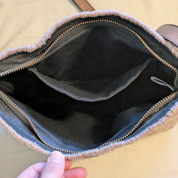 Handmade Wool Crossbody Purse MZ Fairtrade - Picture 6 of 7